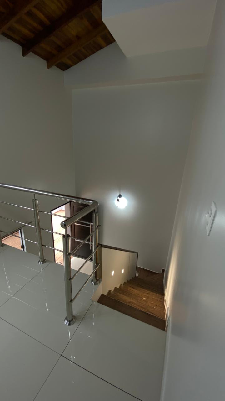 1000030614 Loft