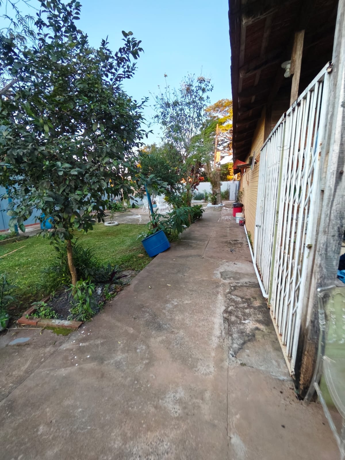 1000032683 Casa (somente meninas)