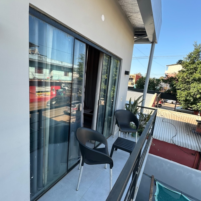 Duplex mobiliado