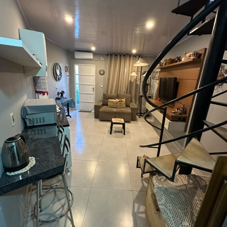 Duplex mobiliado