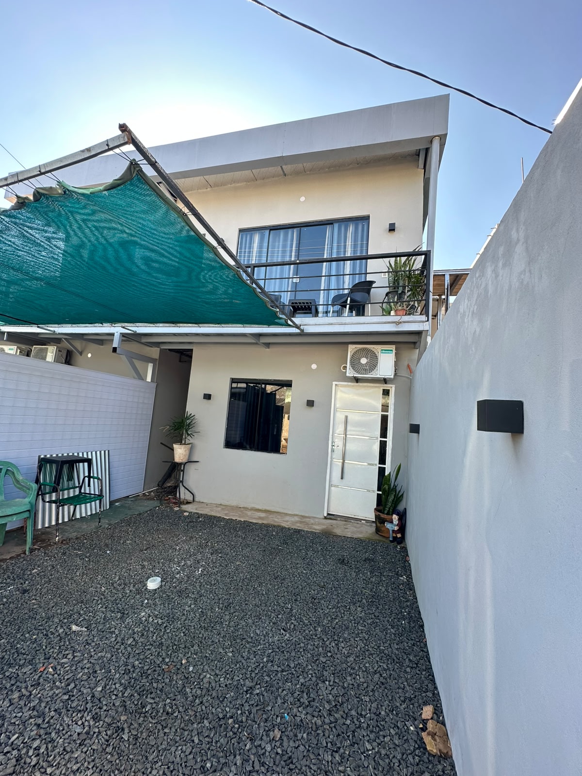 1000032704 Duplex mobiliado