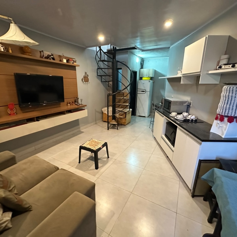 Duplex mobiliado