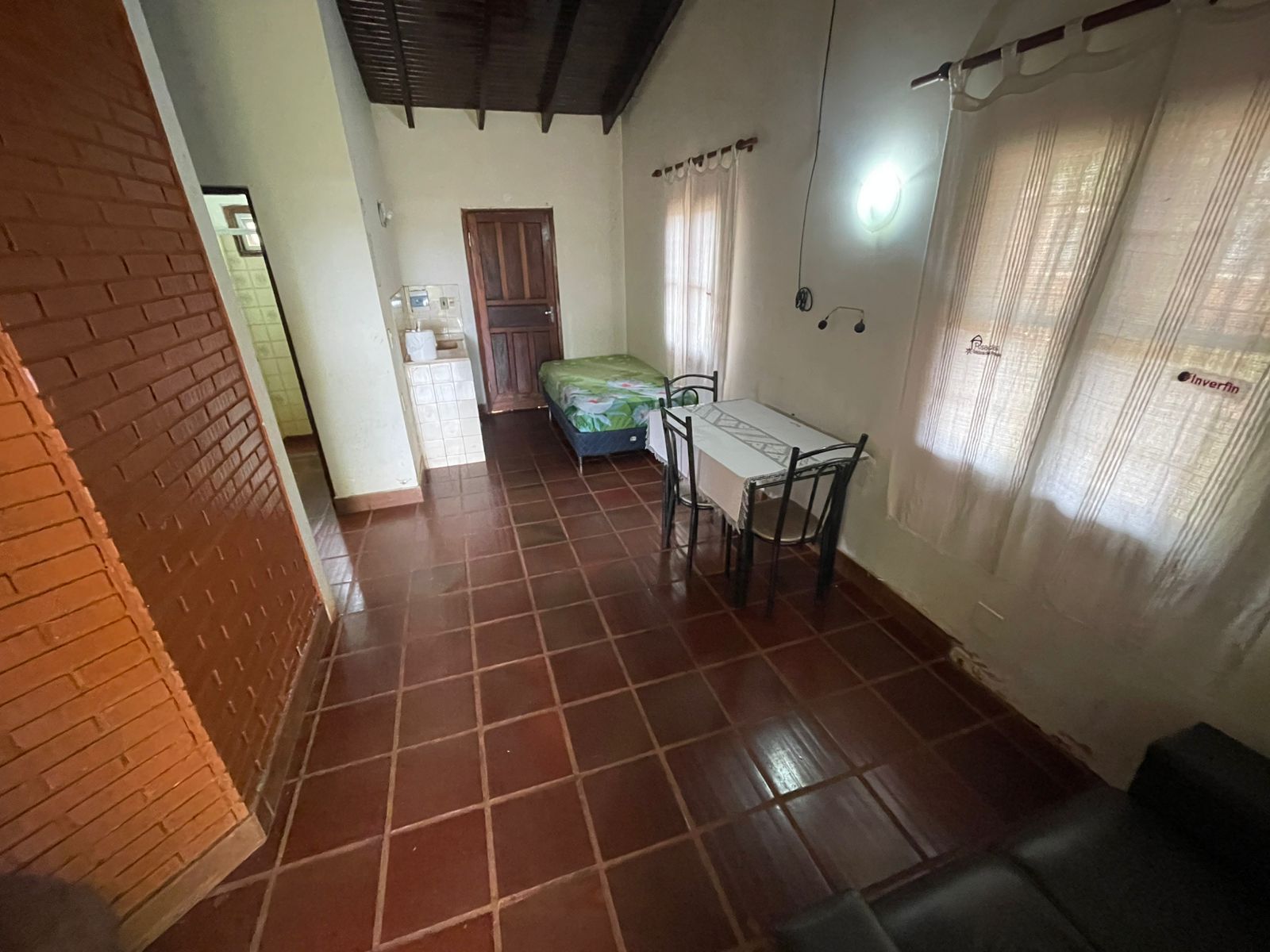 1000032878 Casa Mobiliada