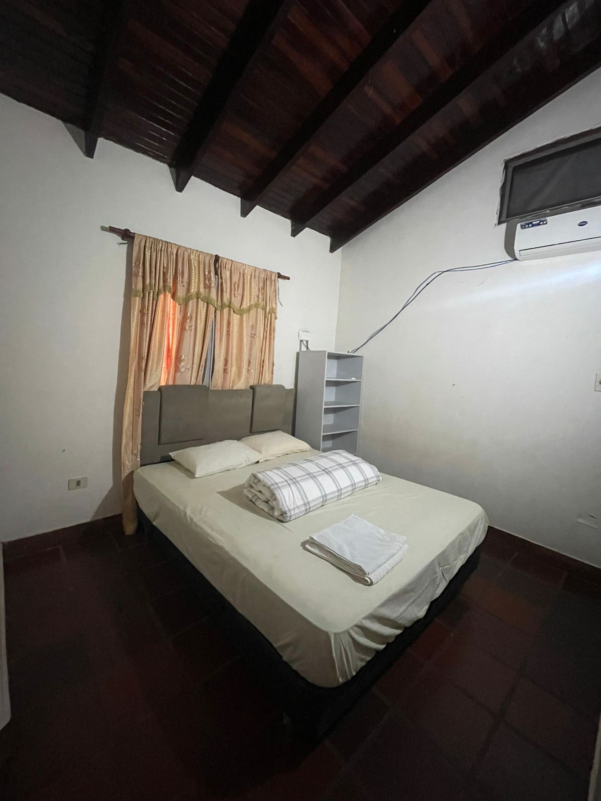 1000032880 Casa Mobiliada