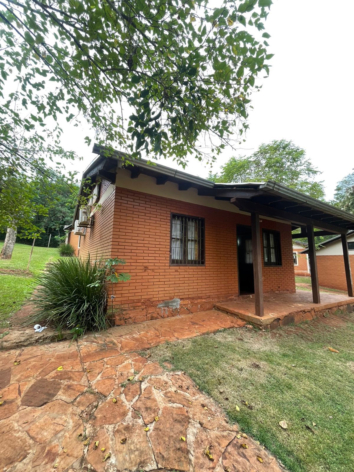 1000032881 Casa Mobiliada