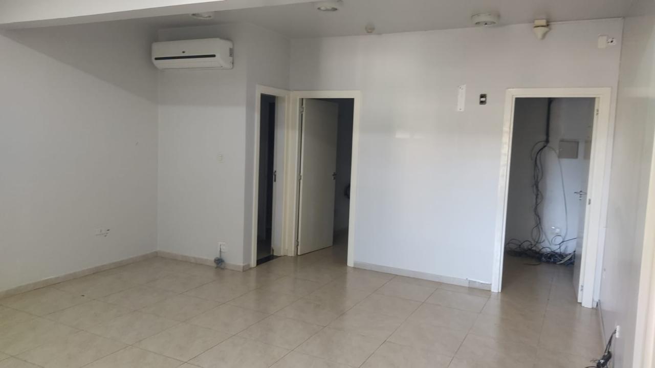WhatsApp Image 2026-07-17 at 11.45.10 AM (1) Ponto comercial 100 m2 disponivel av. peru