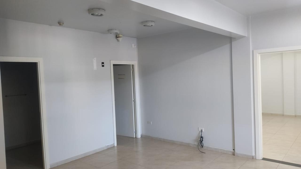 WhatsApp Image 2026-07-17 at 11.45.12 AM (2) Ponto comercial 100 m2 disponivel av. peru