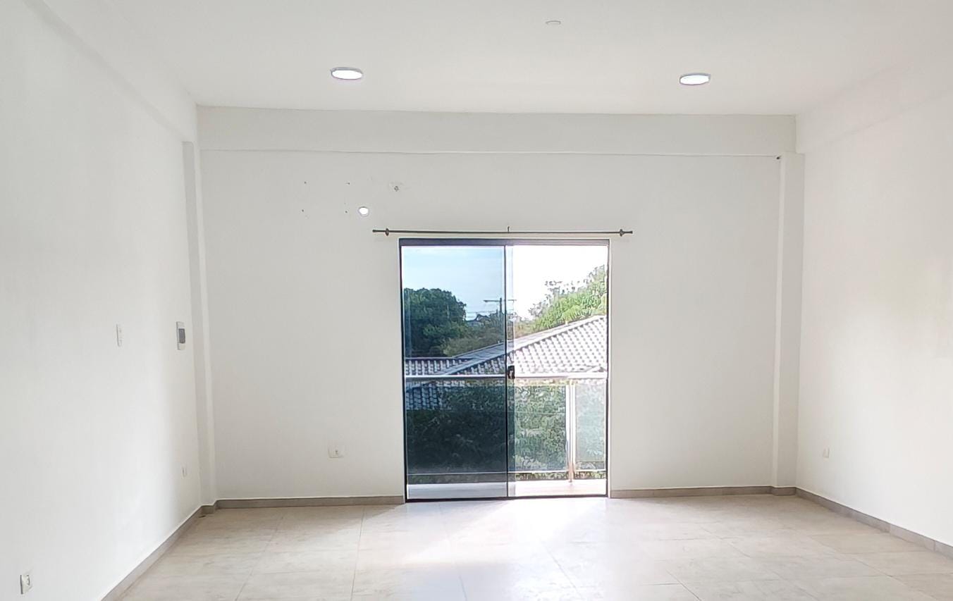 WhatsApp Image 2026-07-20 at 12.15.56 PM Apartamento mobiliado no km 8, a 800 metros hospital escola ucp, em ciudad del este.