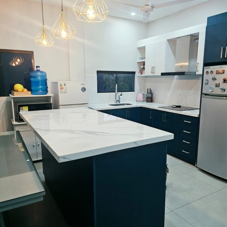 Casa 2 pisos a metros da Av. riquelme km 7 ciudad nueva