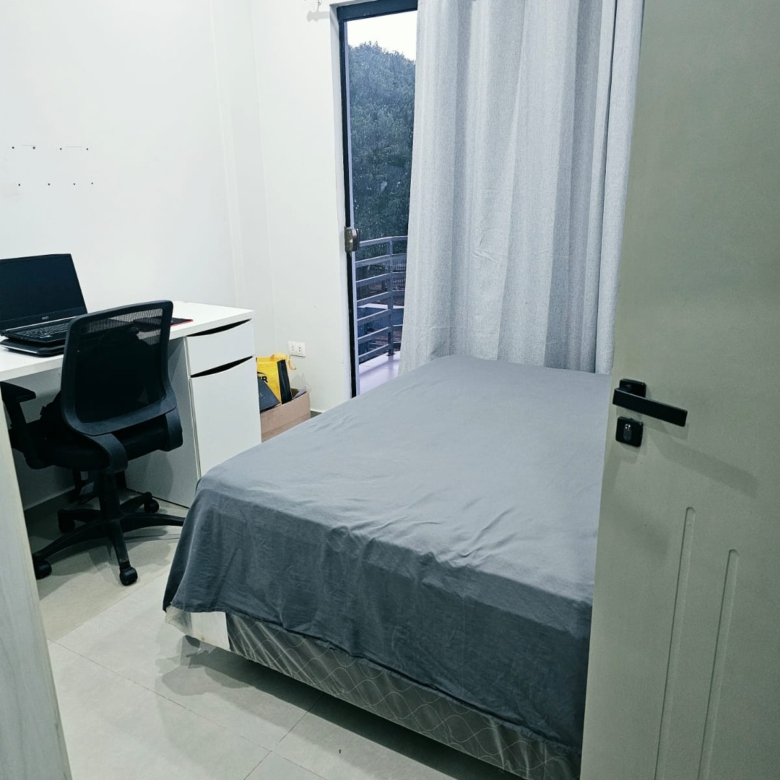 Casa 2 pisos a metros da Av. riquelme km 7 ciudad nueva