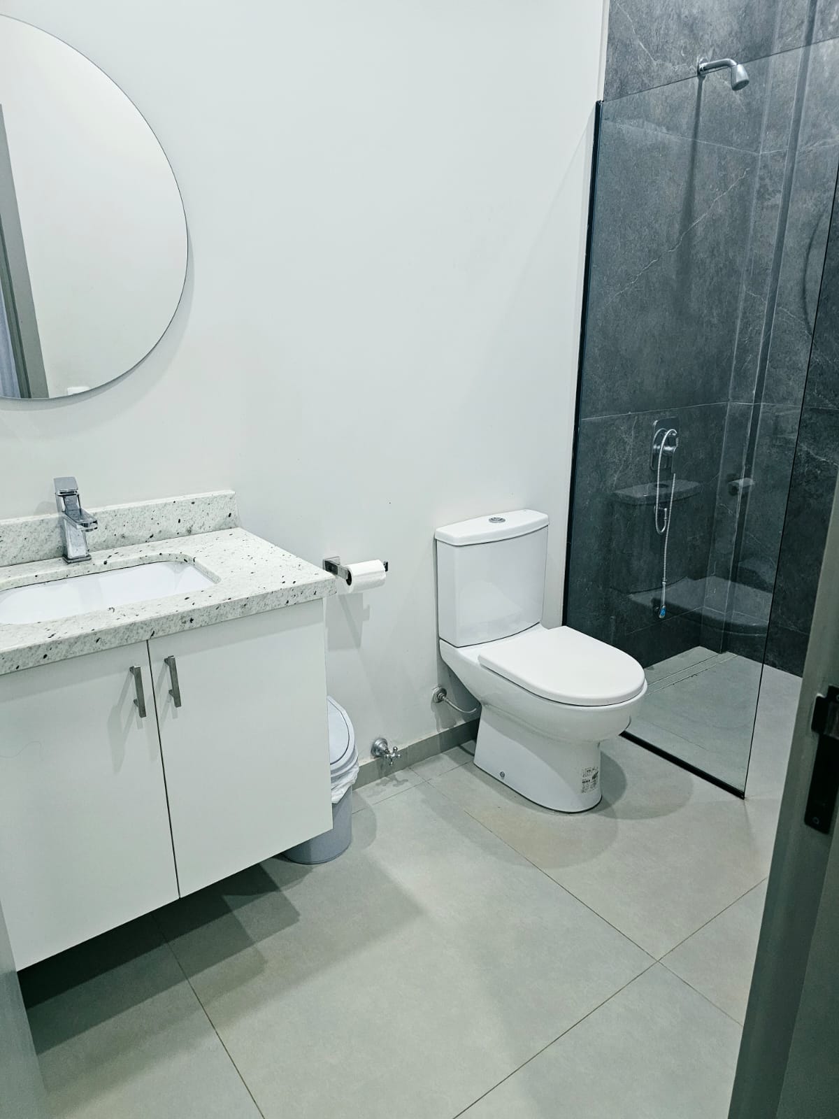 WhatsApp Image 2026-07-21 at 9.18.47 AM (4) Casa 2 pisos a metros da Av. riquelme km 7 ciudad nueva