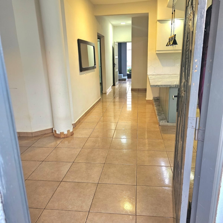 Casa 2 pisos a metros da Av. riquelme km 7 ciudad nueva