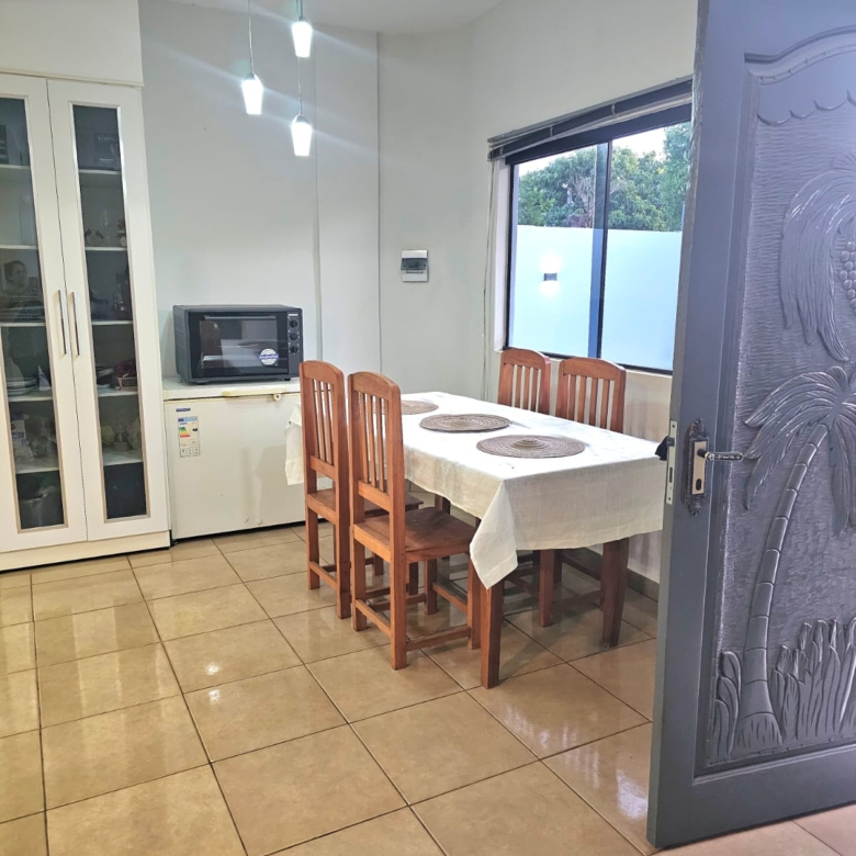 Casa 2 pisos a metros da Av. riquelme km 7 ciudad nueva