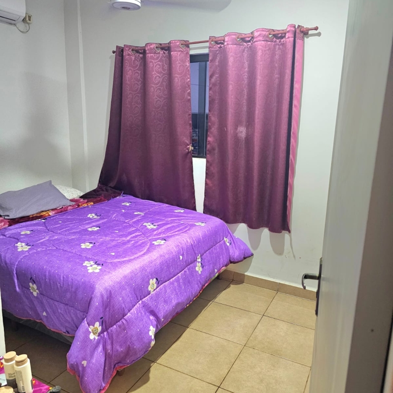 Casa 2 pisos a metros da Av. riquelme km 7 ciudad nueva