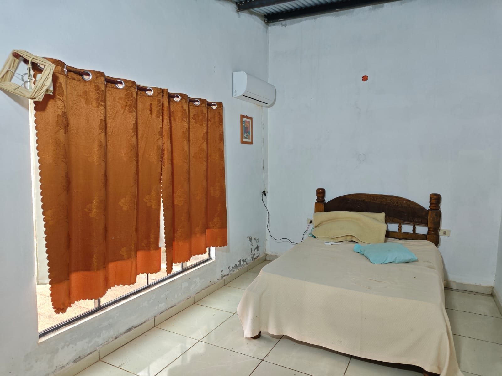Casa 2 quartos com piscina km 10