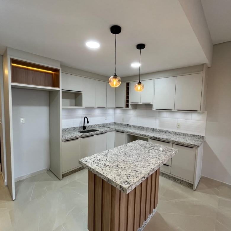 Casa 2 quartos com piscina em km 7 ciudad nueva