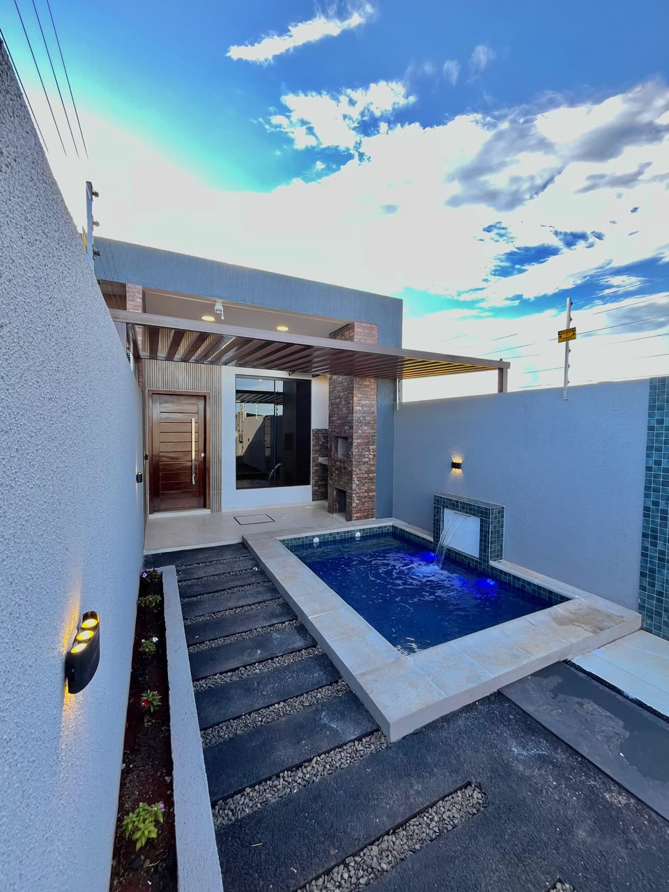 Casa 2 quartos com piscina em km 7 ciudad nueva