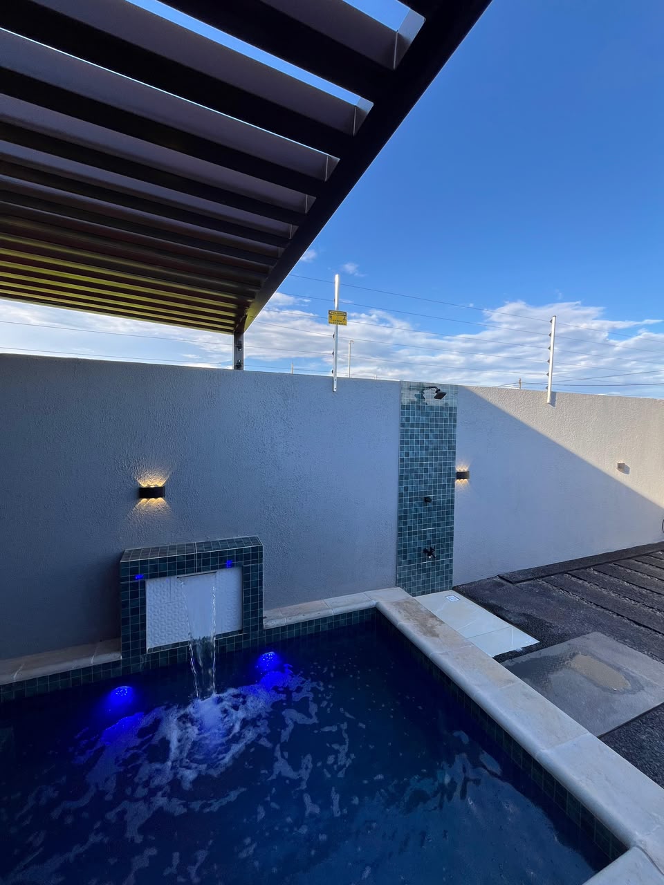 Casa 2 quartos com piscina em km 7 ciudad nueva