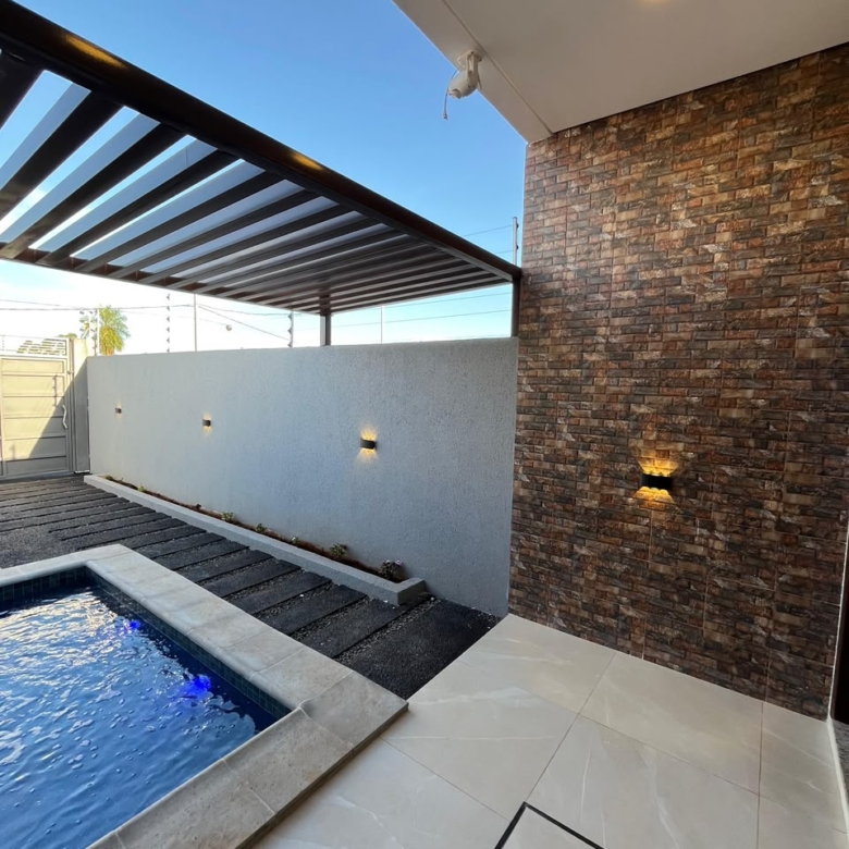 Casa 2 quartos com piscina em km 7 ciudad nueva