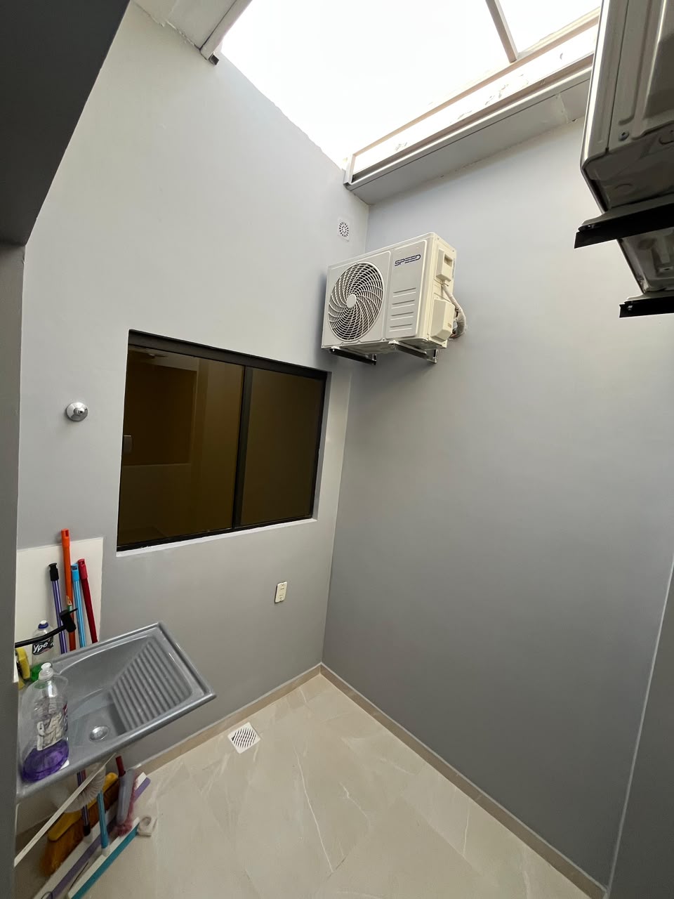 Casa 2 quartos com piscina em km 7 ciudad nueva