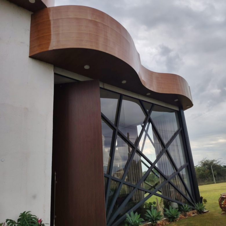 Casa alto padrão 4 quanrtos 3 banheiros condominio