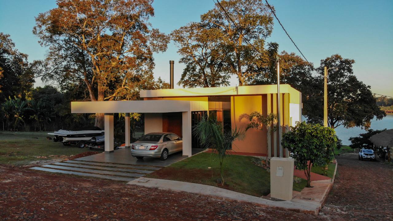 casa alto padrão com 4 suites em hernandarias