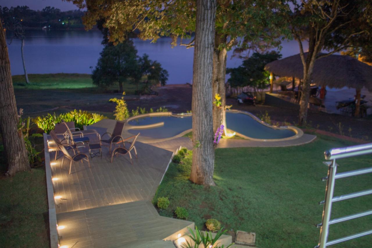 casa alto padrão com 4 suites em hernandarias