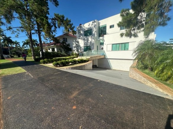 Casa para locação no condomínio Paraná country Club