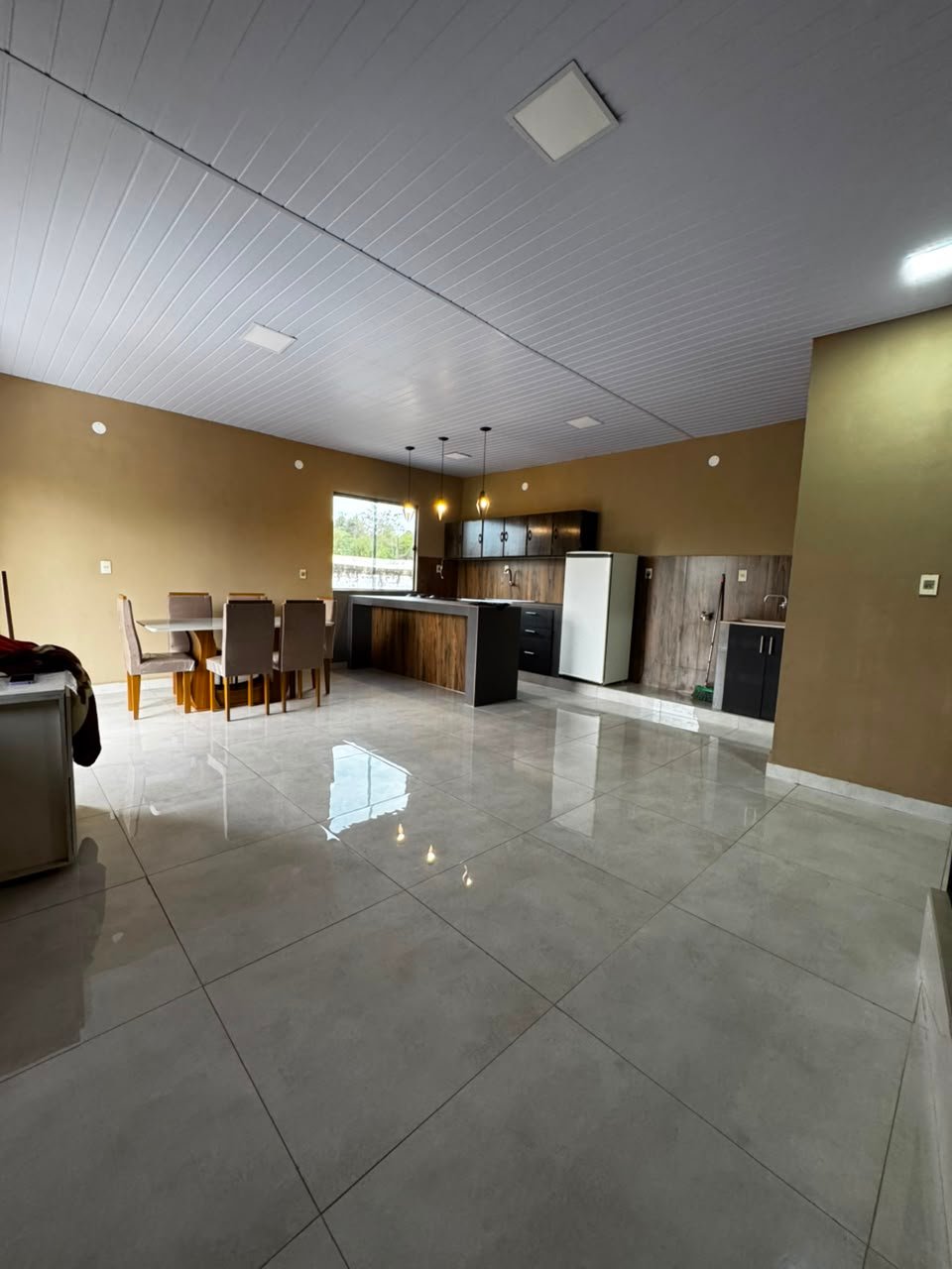 WhatsApp Image 2026-08-11 at 11.25.17 (1) Apartamento semimobiliado em Pdte. Franco a 1.3 km da UPE