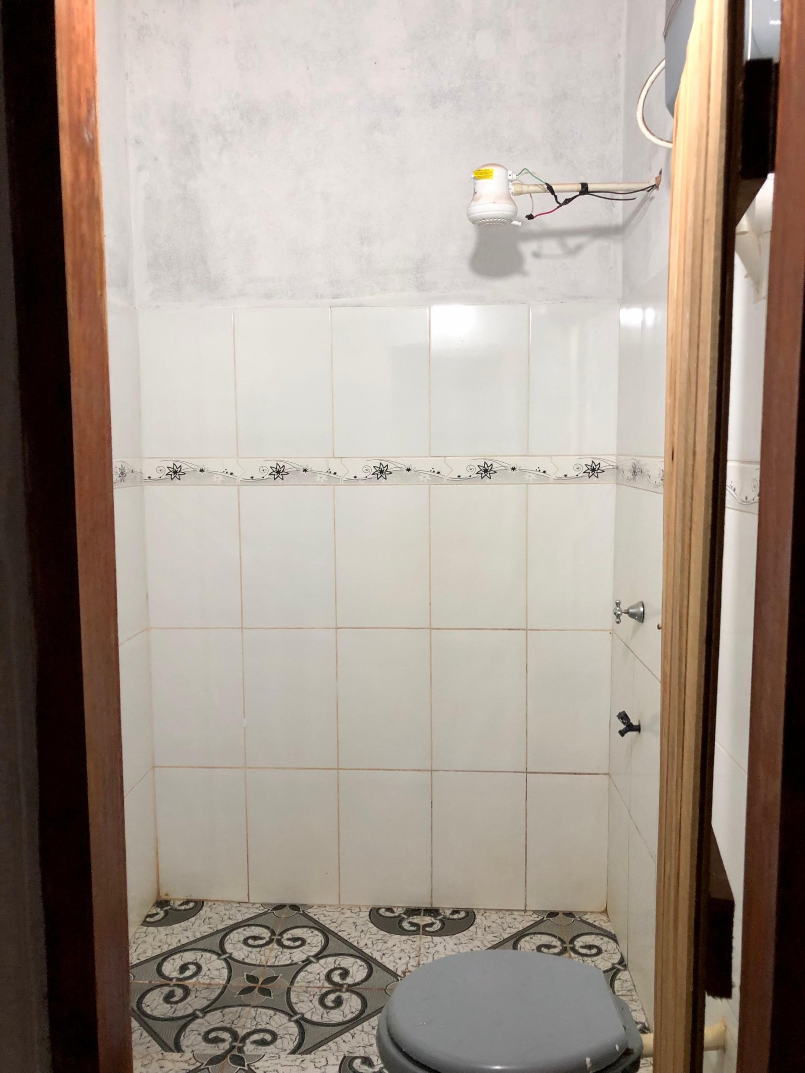WhatsApp Image 2026-08-17 at 10.47.09 (1) kitnet economica semimobiliada no km8 cde