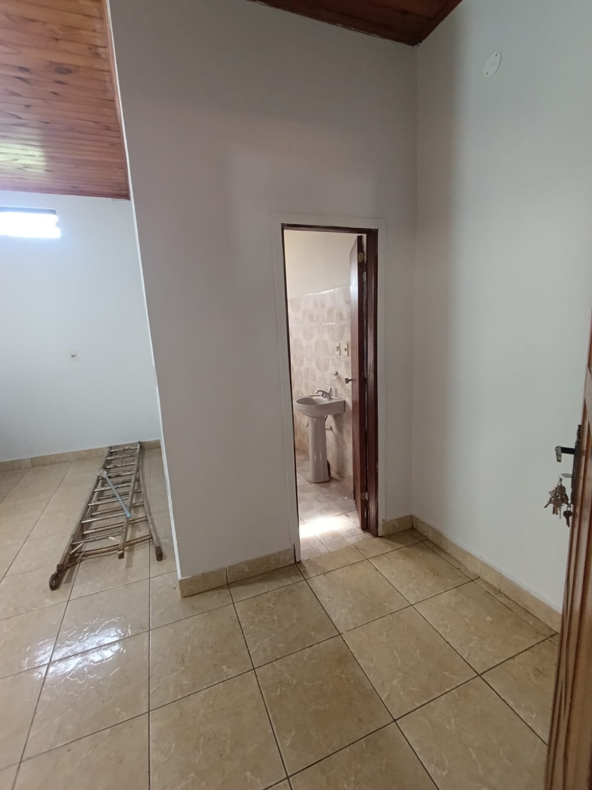 WhatsApp Image 2026-08-17 at 12.32.48 (3) kitnet 2 quartos mobiliado no km5,5