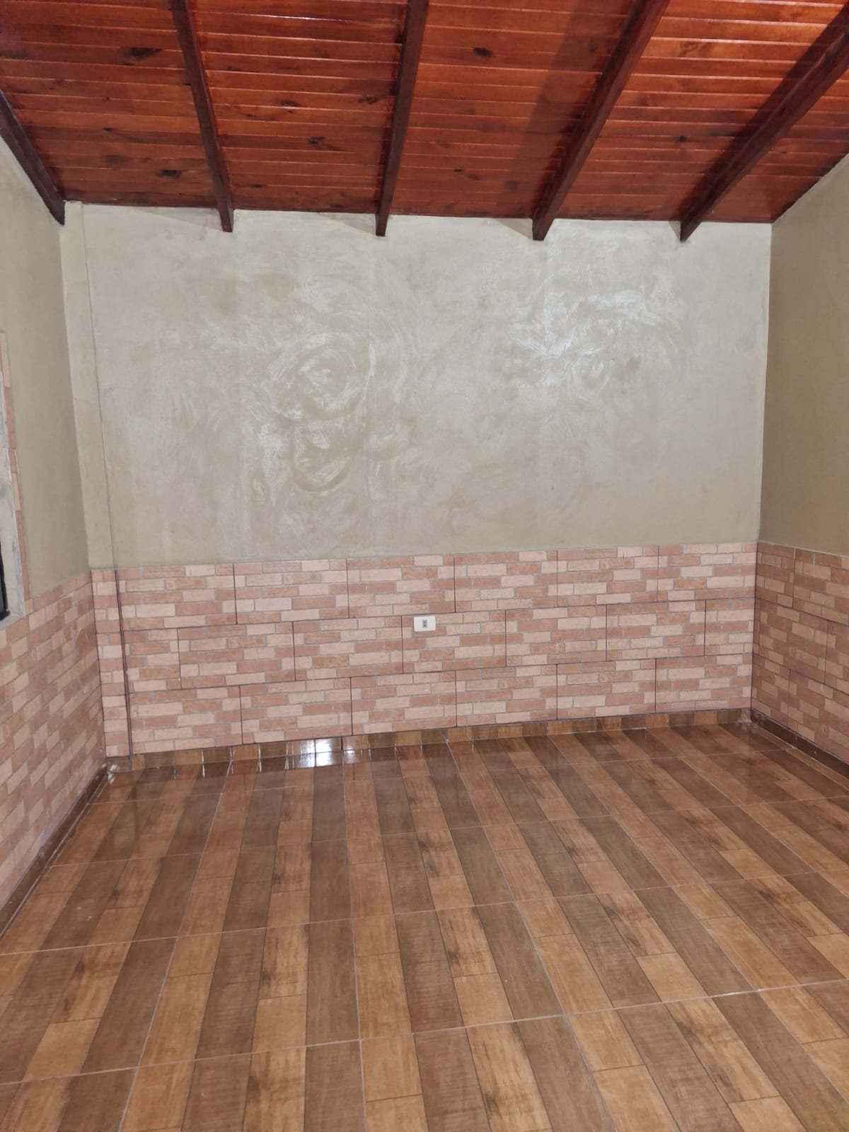 WhatsApp Image 2026-10-07 at 11.55.45 AM Apartamento 1 quarto proximo ao km 4