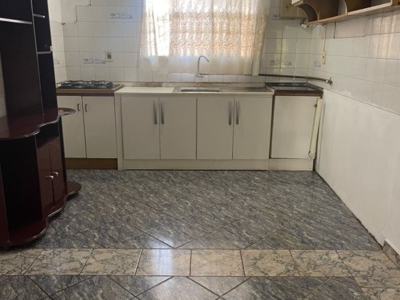 Apartamento 3 quartos 2 banheiros disponivel