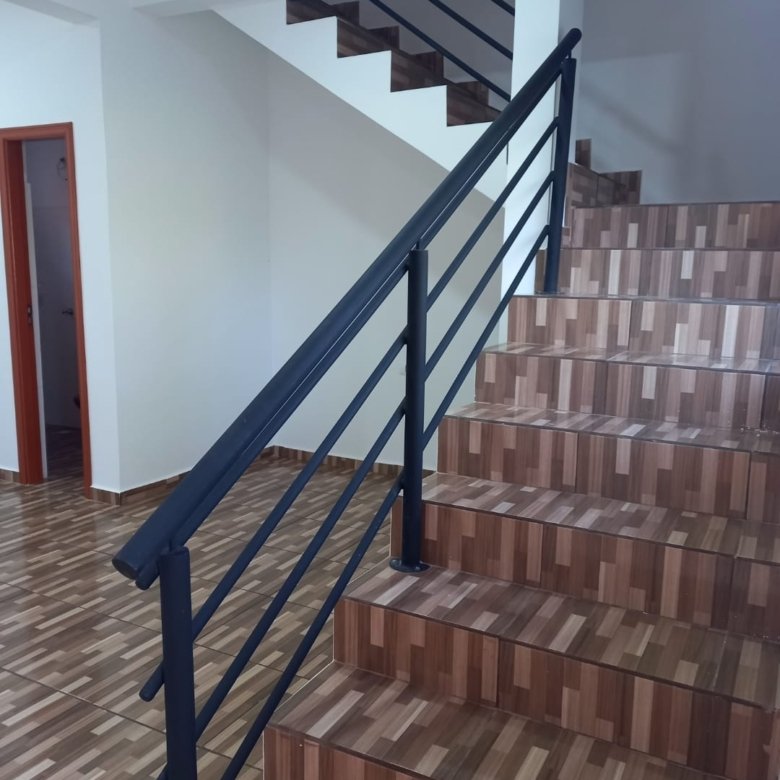 Casa duplex 2 quartos 2 banheiros em franco