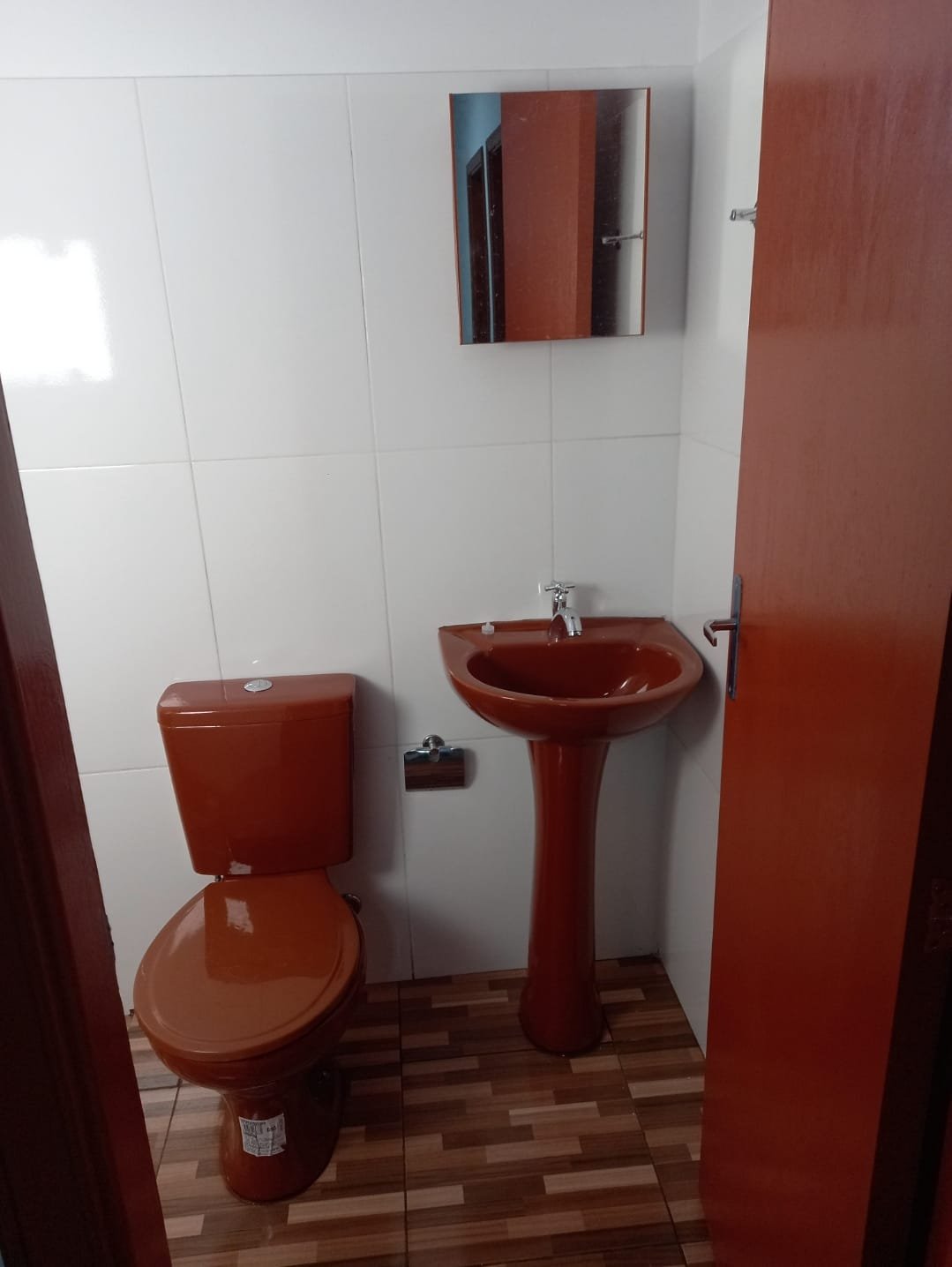 Casa duplex 2 quartos 2 banheiros em franco