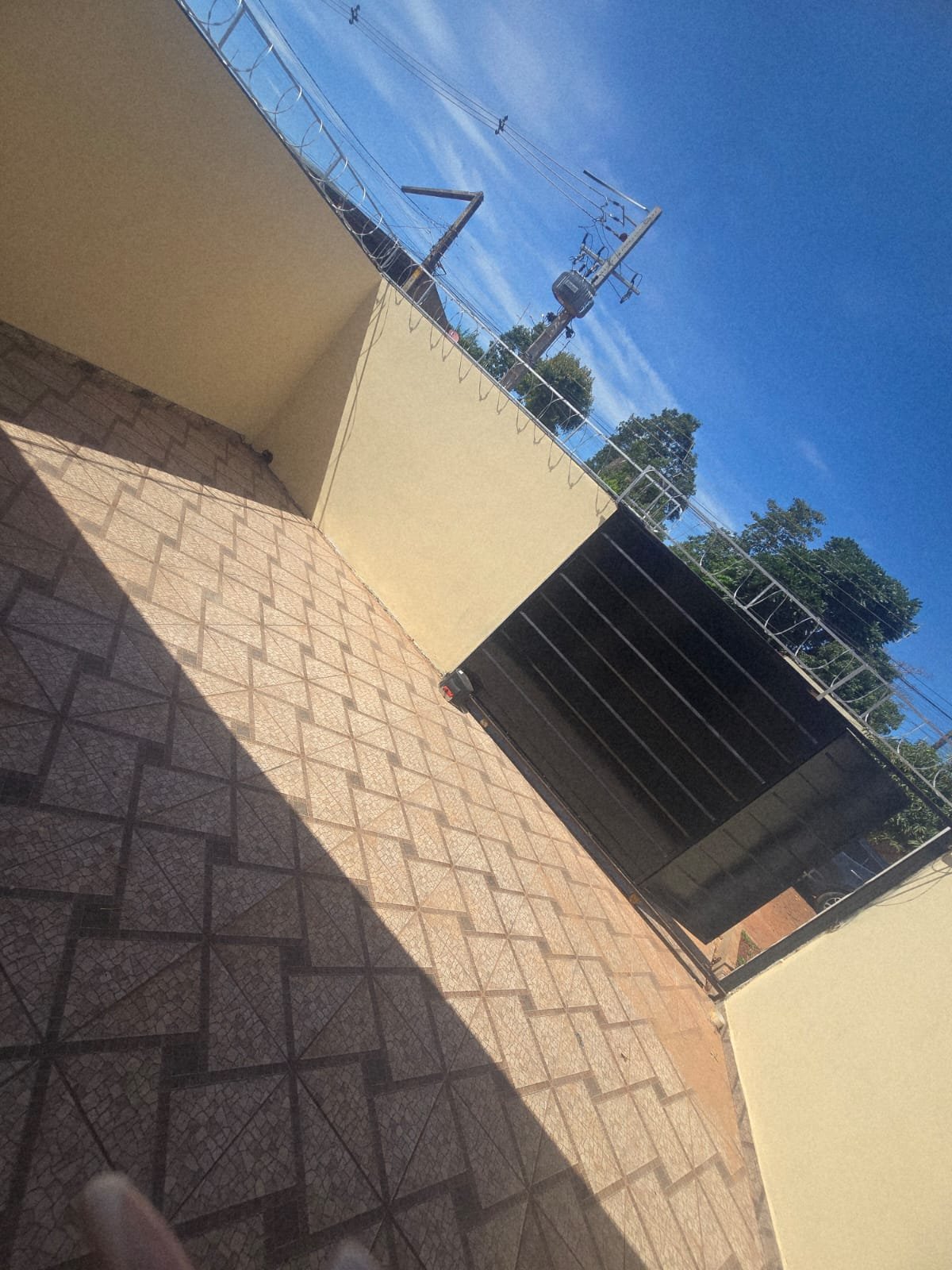 WhatsApp Image 2026-10-22 at 2.38.44 PM (1) Kitnet 2 quartos disponivel km4 ciudad del este